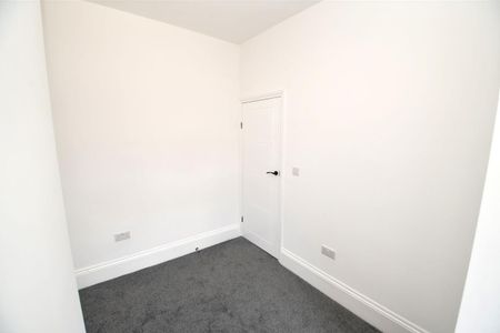 2 Bed Terraced House, Wythburn Street, M6 - Photo 3