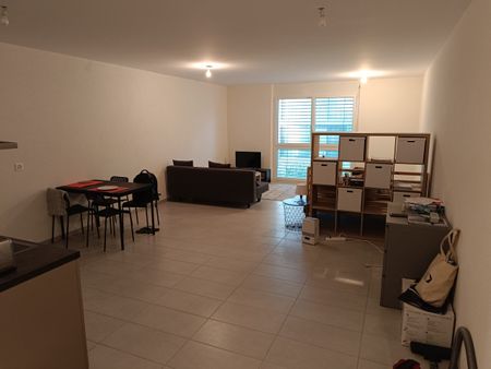 Appartement de 1 pièce au 1er étage à Lausanne - Photo 2