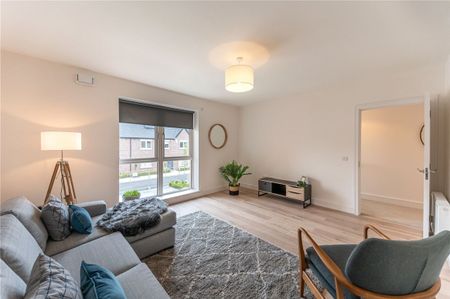 Shackleton Plaza, Lucan, Co. Dublin - Photo 2