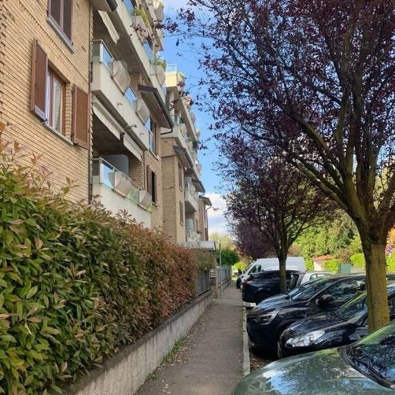 Appartamento di 64 m² con 2 locali e box auto a Se - Photo 1