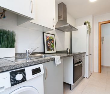 Piso de alquiler en Carrer del Riu Nervión, 9, Parque Sensal - Photo 1