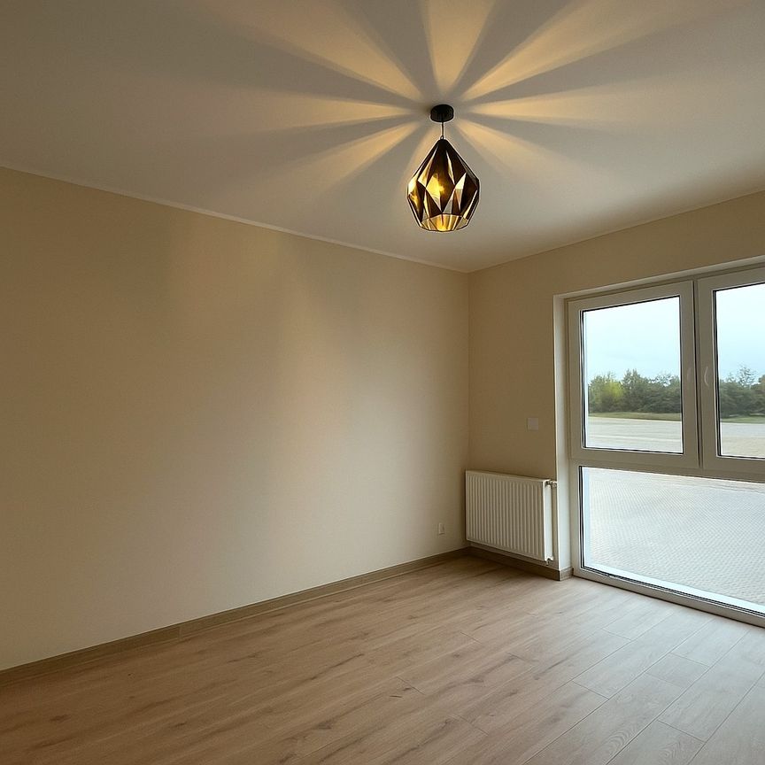 Nowiutki z pełnym wyposażeniem - Фото 1