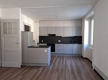 APPARTEMENT DE 3 PIECES AU REZ SUPERIEUR - Photo 2