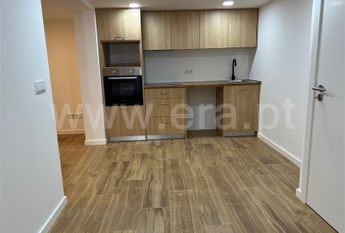 Semi-Detached House T2 / Torres Vedras, Carvoeira e Carmões