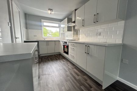 Davison Close - Photo 5