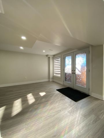 For Lease - 30 MEADOW VISTA Crescent Unit# Basement-Legal walk out, East Gwillimbury, Ontario - Photo 4