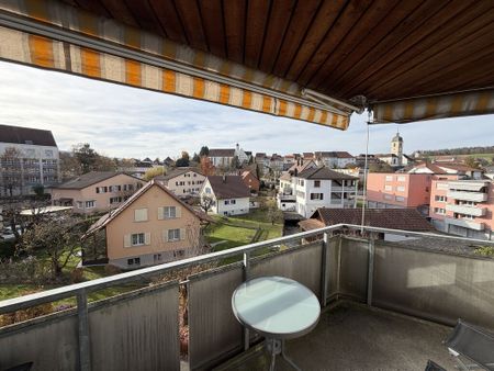 A quiet neighborhood to enjoy your 2 balconies - Photo 2