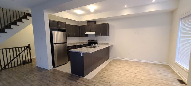 For Lease - 383 Dundas Street Unit# 43, Hamilton, Ontario - Photo 1