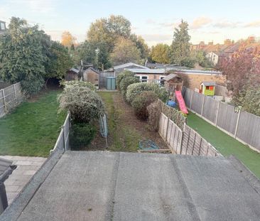 3 bedroom terraced house to rent - Photo 3