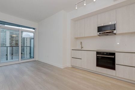 For Lease - 120 Broadway Avenue Unit# 1612, Toronto, Ontario - Photo 3