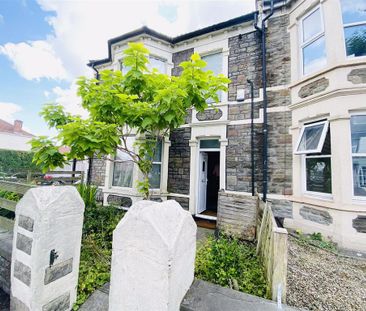 4 bedroom end of terrace house to rent - Photo 4