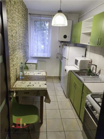 Apartament 4 camere,etaj 1,UMF,2 bai,7 Noiembrie,Targu Mures - Photo 3