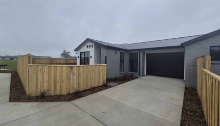 52 Derbridge Street - Photo 2