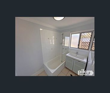 8 Galway Drive, Kallangur, Qld 4503 - Photo 2