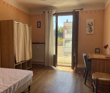 Location Appartement 1 pièce Meublé 14m² CHAMBERY 73000 - Photo 2