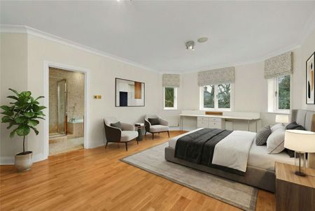 Situated in grounds of just over half an acre and located in one of Esher's most sought after private roads close to High Street. - Photo 4