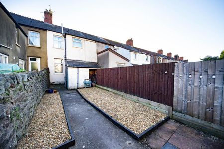 2 bedroom terraced house to rent - Photo 2