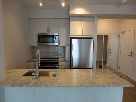 For Lease - 4055 Parkside Village Drive Unit# 2921, Mississauga, Ontario - Photo 2