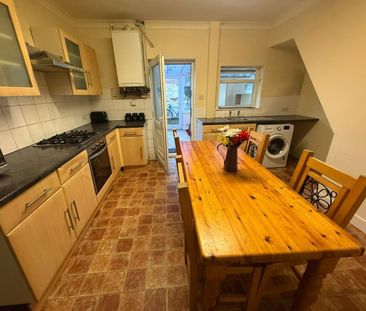 Elmsley Street, Preston - Photo 6