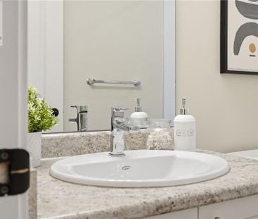 870 QUEENSTON Road Unit# 604, Stoney Creek, Ontario, L8G0B9 - Photo 3