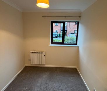 2 bedroom flat to rent - Photo 6
