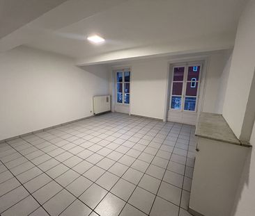 Location Appartement 4 pièces 133m² - Photo 1