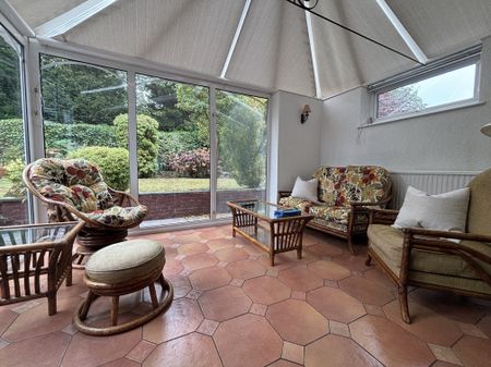 Gipsy Grove, Liverpool - Photo 2