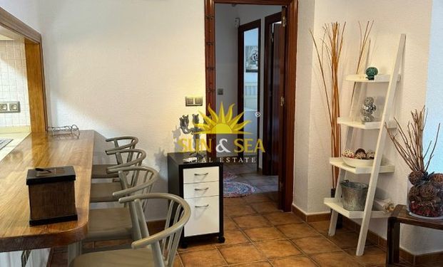 APARTMENT WITH 3 BEDROOMS AND 2 BATHROOMS - Photo 1