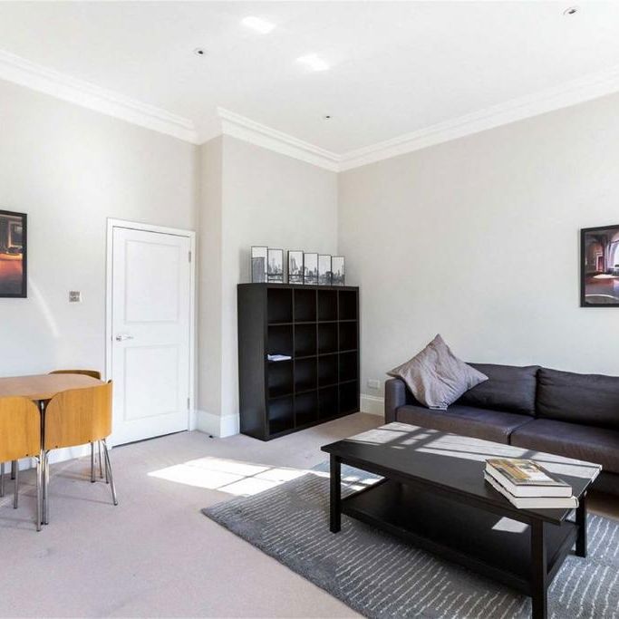 1 bedroom flat to rent - Photo 1