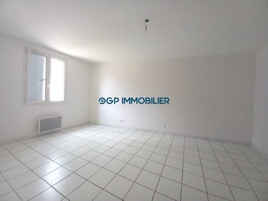 Appartement à louer, 3 pièces - Castelnau-d'Estrétefonds 31620 - Photo 1