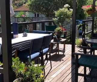 Spacious 3 Bedroom Unit With Garage - Photo 1