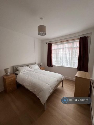 2 bedroom flat to rent - Photo 5