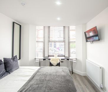 6 bedroom house to rent - Photo 4