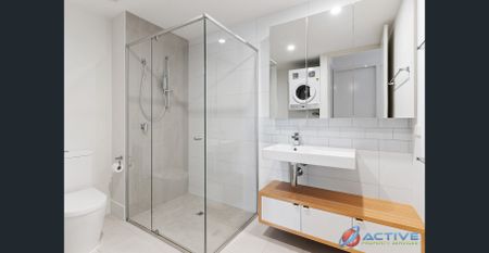 Luxurious and Sustainable Northbridge Apartment - Photo 5