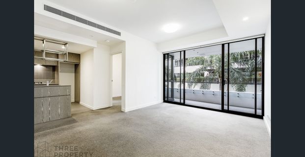 BELVEDERE "Spacious One Bedroom Apartment" - Photo 1