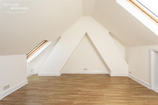 4 bedroom terraced house to rent - Photo 1