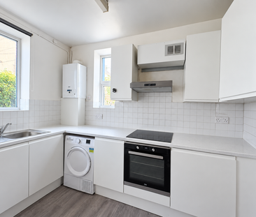 2 bedroom apartment to rent - Photo 6