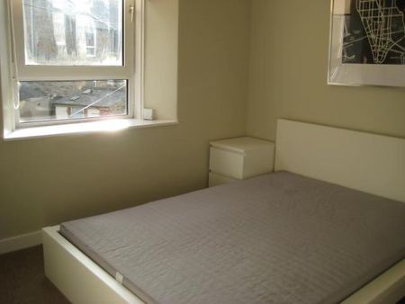 1 bedroom flat to rent - Photo 3
