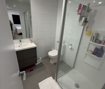 Modern Family Home - Water Included - Photo 1