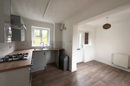 Park Road - Photo 3