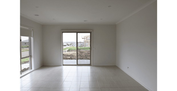 Modern Comfortable 4-Bedroom Home in Tarneit - Photo 1