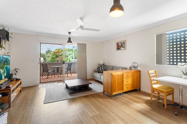3/92 Junction Road, Clayfield QLD 4011 - House For Rent | Domain - Photo 1