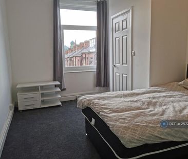 1 bedroom flat to rent - Photo 6
