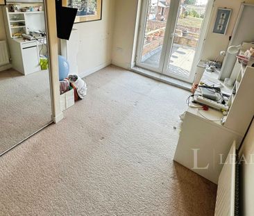 3 bedroom house to rent Primrose Close, LU3 - Photo 1