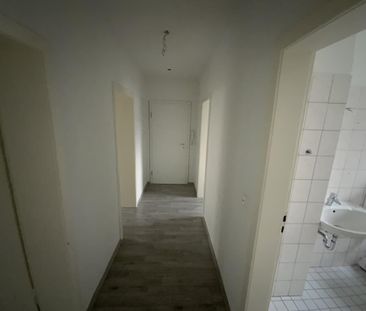 Schicke 3-Zimmer-Wohnung mit Balkon im 1. Obergeschoß in Lüdenschei... - Photo 6