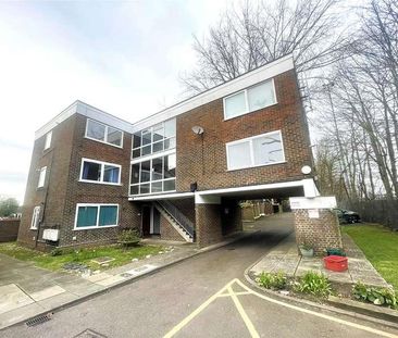 Chumleigh Court, Gordon Road, Shenfield, CM15 - Photo 3