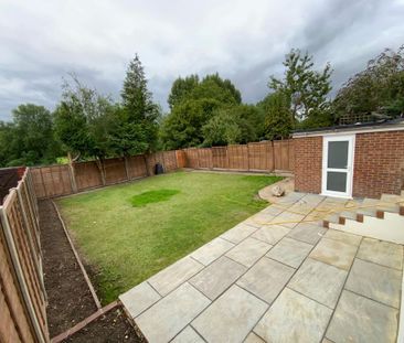 1 bedroom in a house share to rent - Photo 4