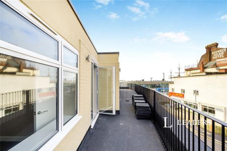 1 bedroom flat to rent - Photo 5