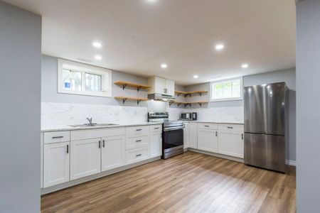 For Lease - 71 Prince Of Wales Drive Unit# Bsmt, Belleville, Ontario - Photo 4