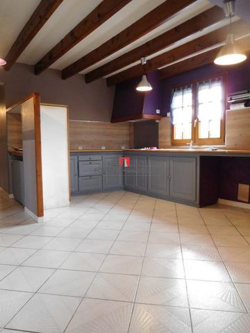 Maison à louer, 5 pièces - Civrac-de-Blaye 33920 - Photo 2